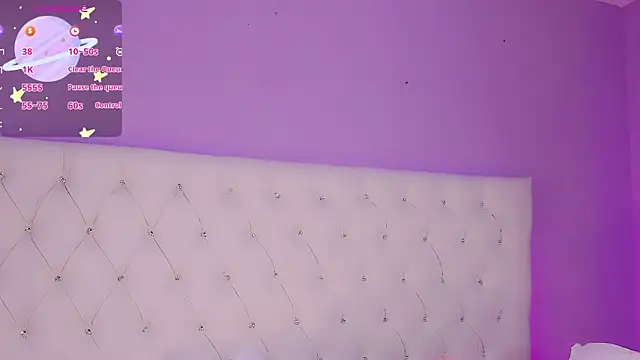 Snapshot of DaniielaV chatting on February 9, 2026, 12:47 pm DaniielaV online show from February 9, 2026, 12:47 pm