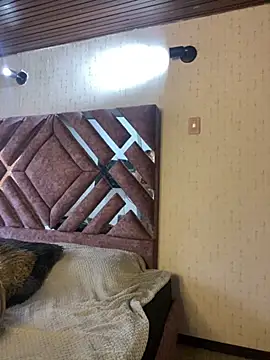 KloePink  online show from November 14, 2025, 12:09 pm