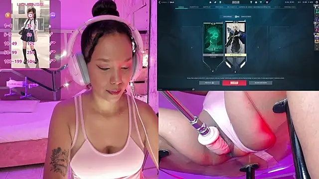 NovaLyn online show from December 2, 2025, 8:54 pm