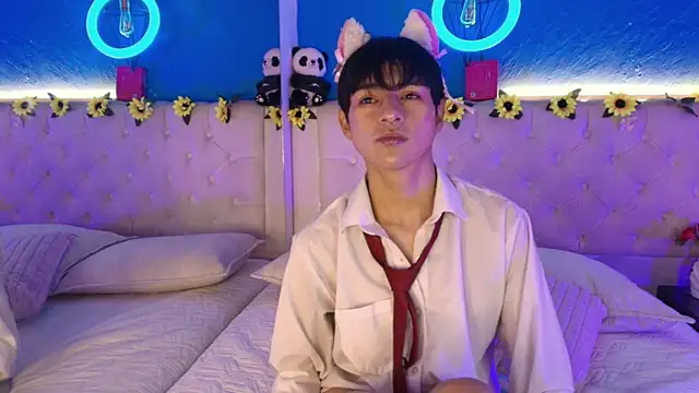 AleAurarashi online show from March 30, 2026, 1:18 am