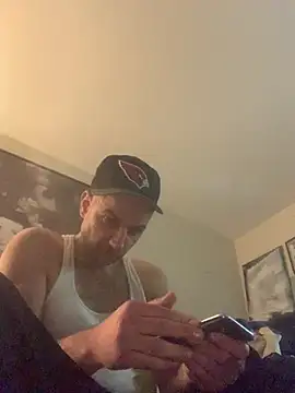 Hothotboyg online show from March 6, 2026, 2:34 pm