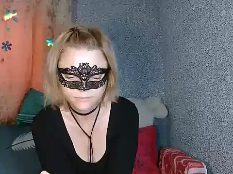 Miss Nona online show from September 15, 2025, 5:19 am