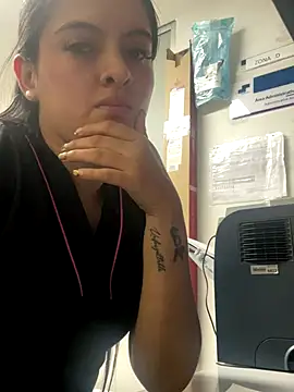 marianm29 online show from December 19, 2025, 8:11 pm