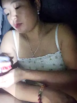 Angela-babyxx online show from October 12, 2025, 12:39 pm