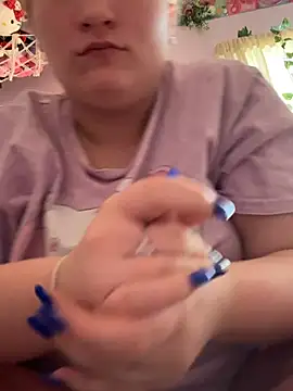 imawhorenslut19 online show from April 10, 2026, 6:26 pm