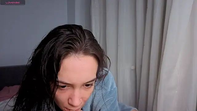 SkinnyMode online show from October 16, 2025, 9:56 pm