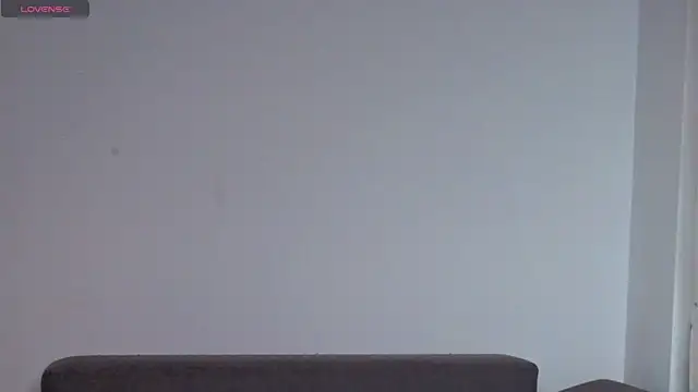 SkinnyMode online show from October 22, 2025, 6:18 pm