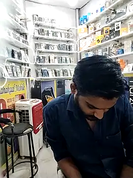 avi007p online show from November 28, 2025, 3:23 pm