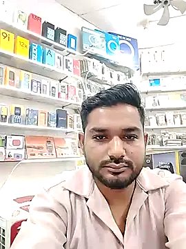 Snapshot of avi007p chatting on February 2, 2026, 12:15 pm avi007p online show from February 2, 2026, 12:15 pm