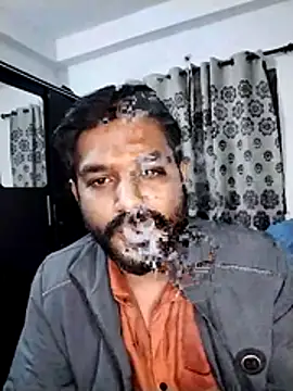 avi007p online show from December 5, 2025, 7:12 pm