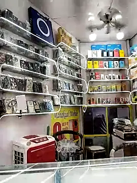 avi007p online show from October 15, 2025, 9:39 am