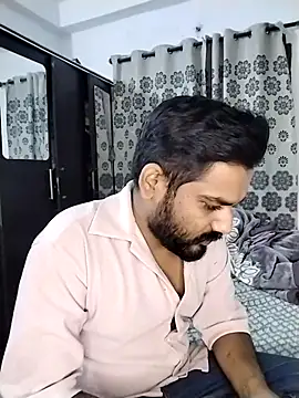 Snapshot of avi007p chatting on January 16, 2026, 5:39 pm avi007p online show from January 16, 2026, 5:39 pm