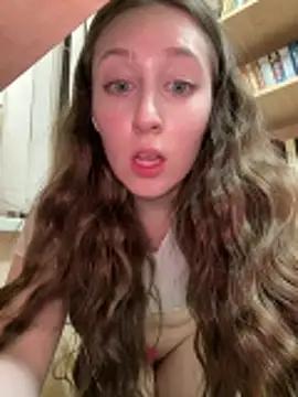 FroggyAnna online show from April 15, 2026, 7:58 pm