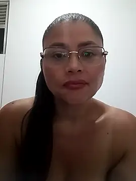 Isbettyche online show from September 9, 2025, 2:10 am