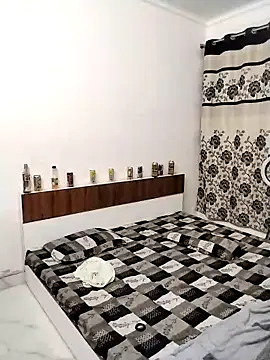 Sexy vernilla online show from October 18, 2025, 1:57 pm