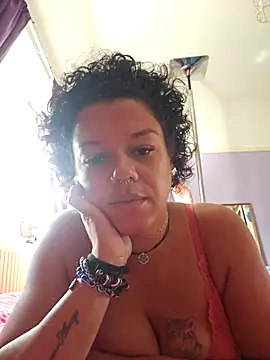 Snapshot of GoddessChantelle chatting on September 16, 2025, 9:21 am GoddessChantelle online show from September 16, 2025, 9:21 am