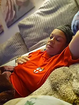 GoddessChantelle online show from April 16, 2026, 8:20 pm