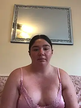 Snapshot of Imogenbabyyy chatting on May 13, 2026, 10:00 am Imogenbabyyy online show from May 13, 2026, 10:00 am