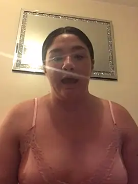 Snapshot of Imogenbabyyy chatting on May 12, 2026, 8:48 pm Imogenbabyyy online show from May 12, 2026, 8:48 pm