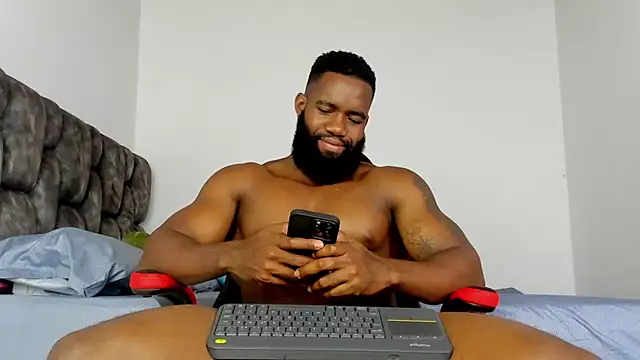 Snapshot of james_musclebbc chatting on February 17, 2026, 3:48 am james musclebbc online show from February 17, 2026, 3:48 am