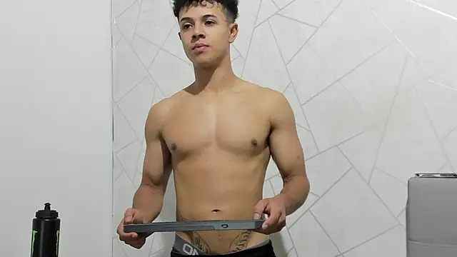 Alex Colton7 online show from November 13, 2025, 3:32 am