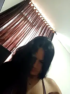 littledoll1  online show from October 8, 2025, 7:58 pm