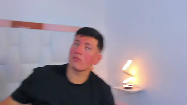 ZoeandEthan online show from September 29, 2025, 6:46 pm