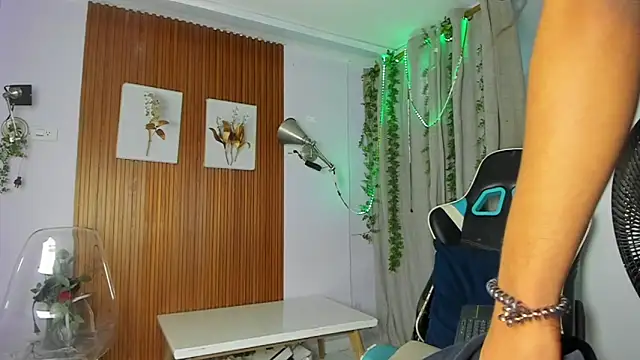 galactica  online show from April 8, 2026, 11:12 am