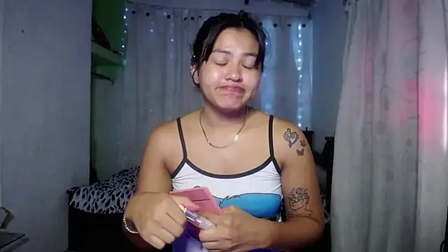 Snapshot of nahomy_vic chatting on November 1, 2025, 2:00 pm nahomy vic online show from November 1, 2025, 2:00 pm