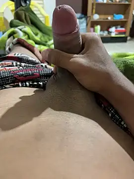 marcqueim online show from February 2, 2026, 10:53 pm