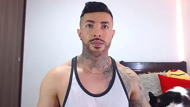 Snapshot of andrea_de_lucaa chatting on February 11, 2026, 3:39 am andrea de lucaa online show from February 11, 2026, 3:39 am