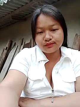 girl-babi online show from May 17, 2026, 7:52 am