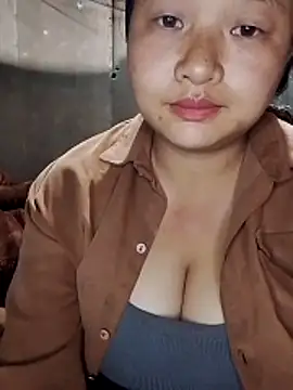 girl-babi online show from October 31, 2025, 9:39 am