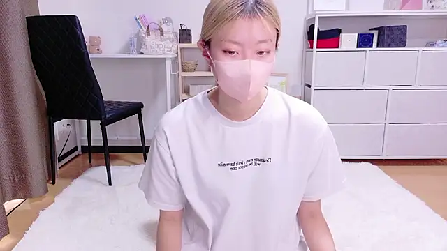 Nana  ch online show from December 16, 2025, 5:44 am