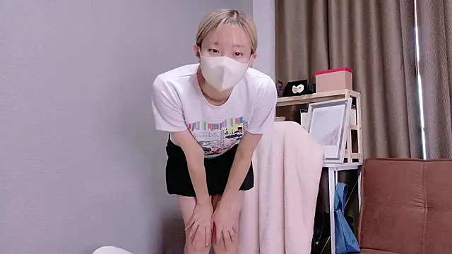 Nana  ch online show from September 22, 2025, 5:13 am