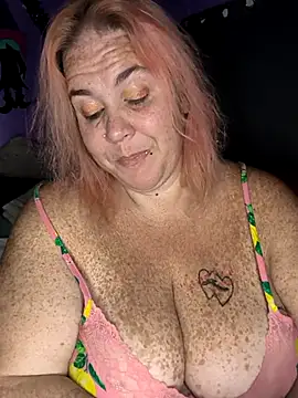 Courdles online show from November 3, 2025, 9:35 am