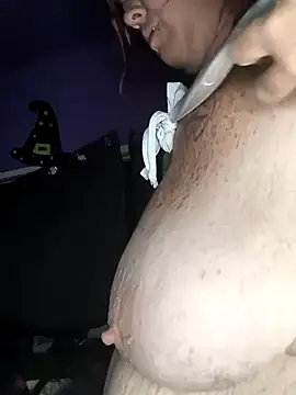 Courdles online show from October 24, 2025, 5:28 am