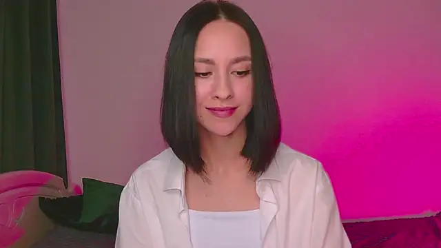 MiaSweetasHoney online show from September 15, 2025, 9:32 am