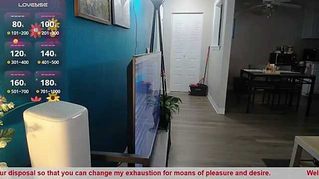 SHEILYN  online show from May 27, 2026, 3:36 am