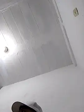 ElNino 1005 online show from September 12, 2025, 5:18 am