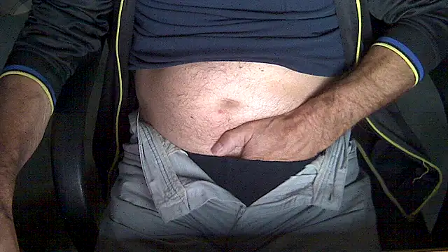 Snapshot of velikifant7 chatting on November 28, 2025, 5:18 am velikifant7 online show from November 28, 2025, 5:18 am