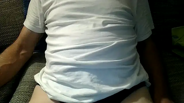 Snapshot of velikifant7 chatting on November 23, 2025, 6:07 pm velikifant7 online show from November 23, 2025, 6:07 pm