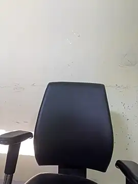 sexy lips99 online show from November 11, 2025, 4:40 am