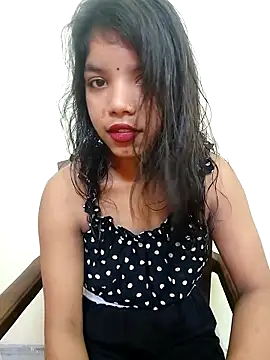 Snapshot of sexy_body-00 chatting on September 28, 2025, 5:03 am sexy body-00 online show from September 28, 2025, 5:03 am