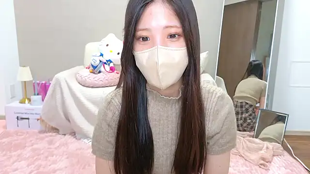 riri  nyan o0 online show from June 19, 2026, 10:36 pm