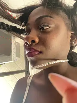 Snapshot of Astergray21 chatting on January 17, 2026, 1:37 pm Astergray21 online show from January 17, 2026, 1:37 pm