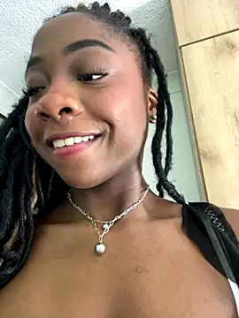 Astergray21 online show from November 13, 2025, 12:31 pm