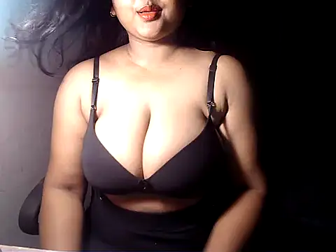 PatnakiRitu1 online show from May 14, 2026, 2:52 am