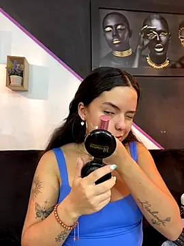 EmilyHarperr online show from November 8, 2025, 12:09 pm