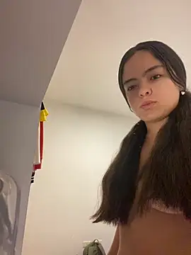 EmilyHarperr online show from November 10, 2025, 9:58 am